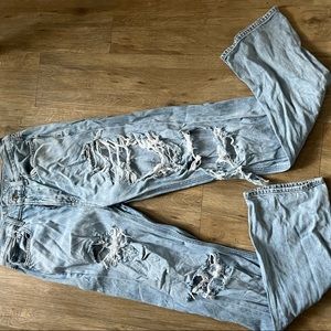 American eagle ripped jeans